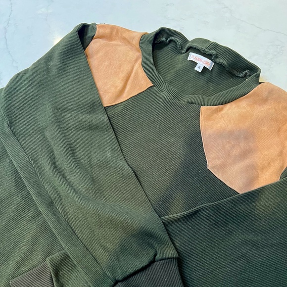 Green McKenna Quinn Preppy Shooting Suede Shoulder Patch Sweater (XL) - Picture 2 of 6